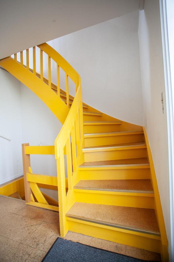The Bird / Guesthouse / 10 Min Walk Downtown Torshavn Bagian luar foto
